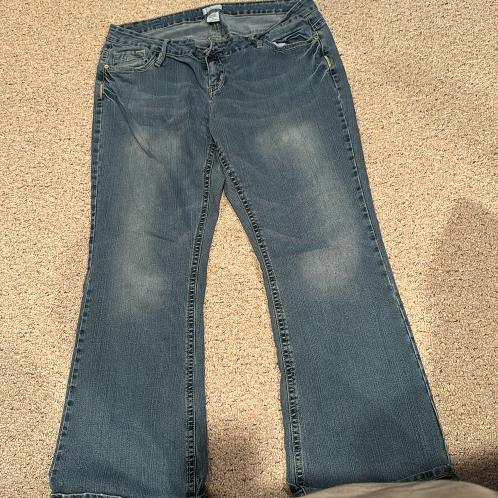 Maurice’s boot cut Jean